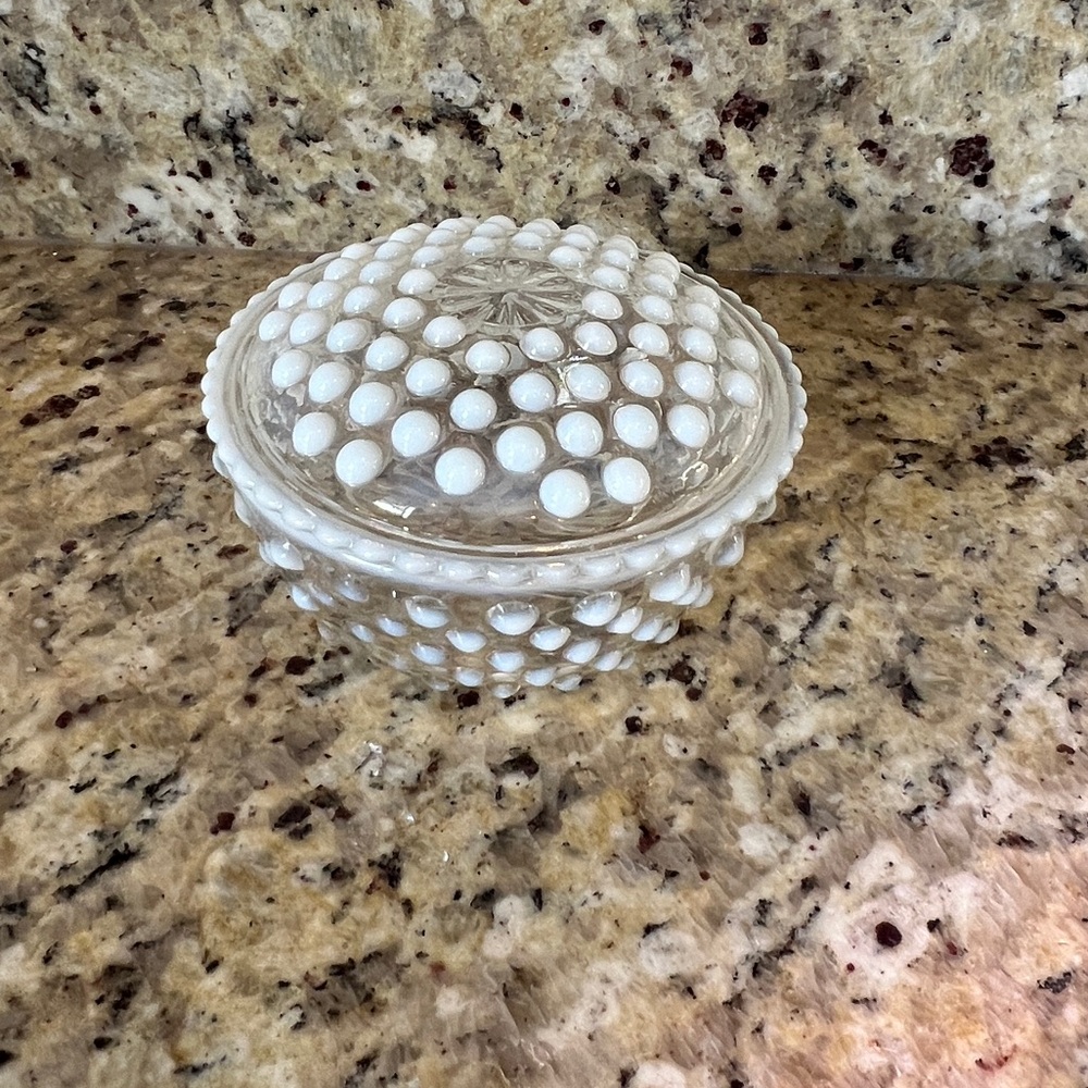 Anchor Hocking Moonstone Opalescent Hobnail Powder Box